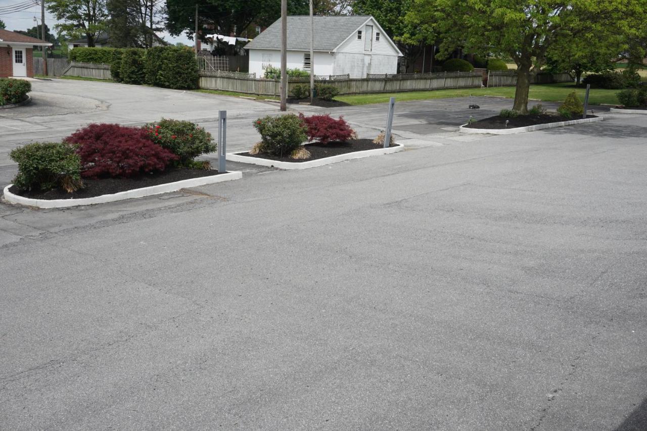 Harvest Drive Family Inn - Renovated Rooms Gordonville Exterior photo